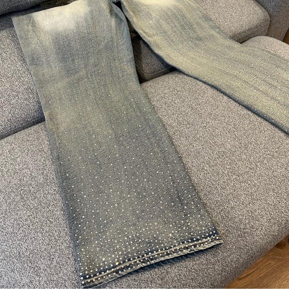 Chasing A Dream Embellished Stretch Straight Leg Jeans - Vintage Wash - Picture 6 of 7